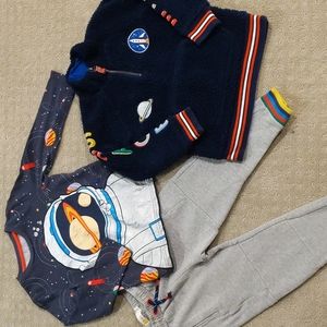 Mini Boden Boy's Space set: tee, fleece, knit pants *reserved for @dizzypop*